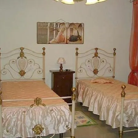 Villa Con Piscina Nel Verde 203